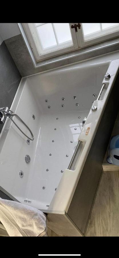 Апартаменти Sopot, Big For 6!!! Air Condition, Jacuzzi *